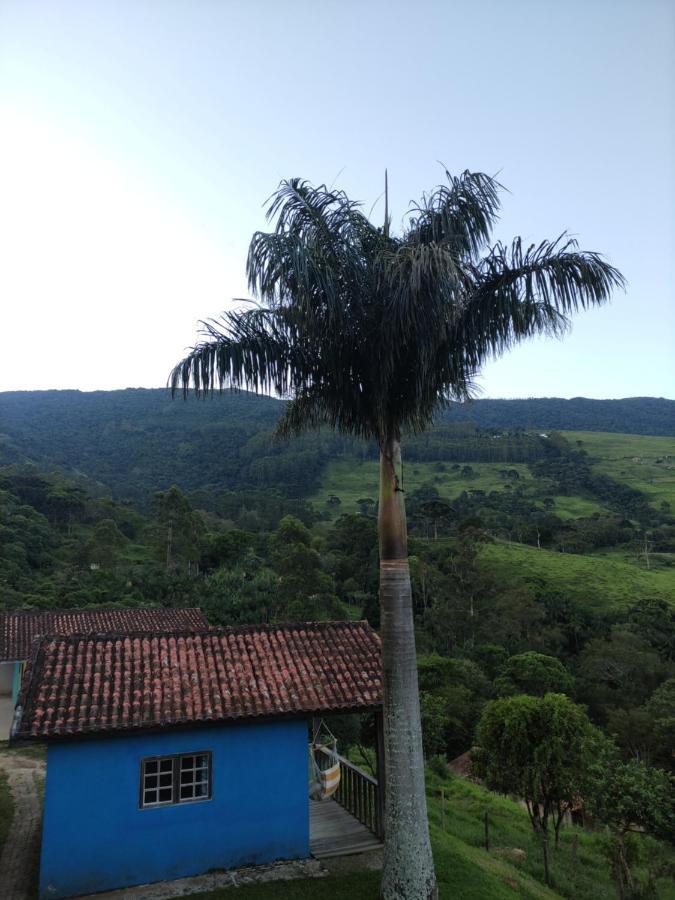 Hotel Pousada e restaurante Além das Nuvens à Guaratinguetá Extérieur photo